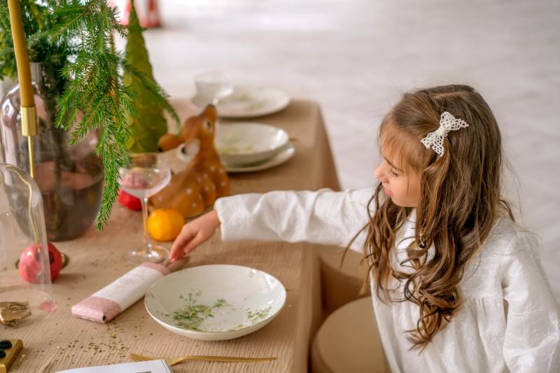 Why Dining Etiquette Matters More Than Ever in Today’s Social World